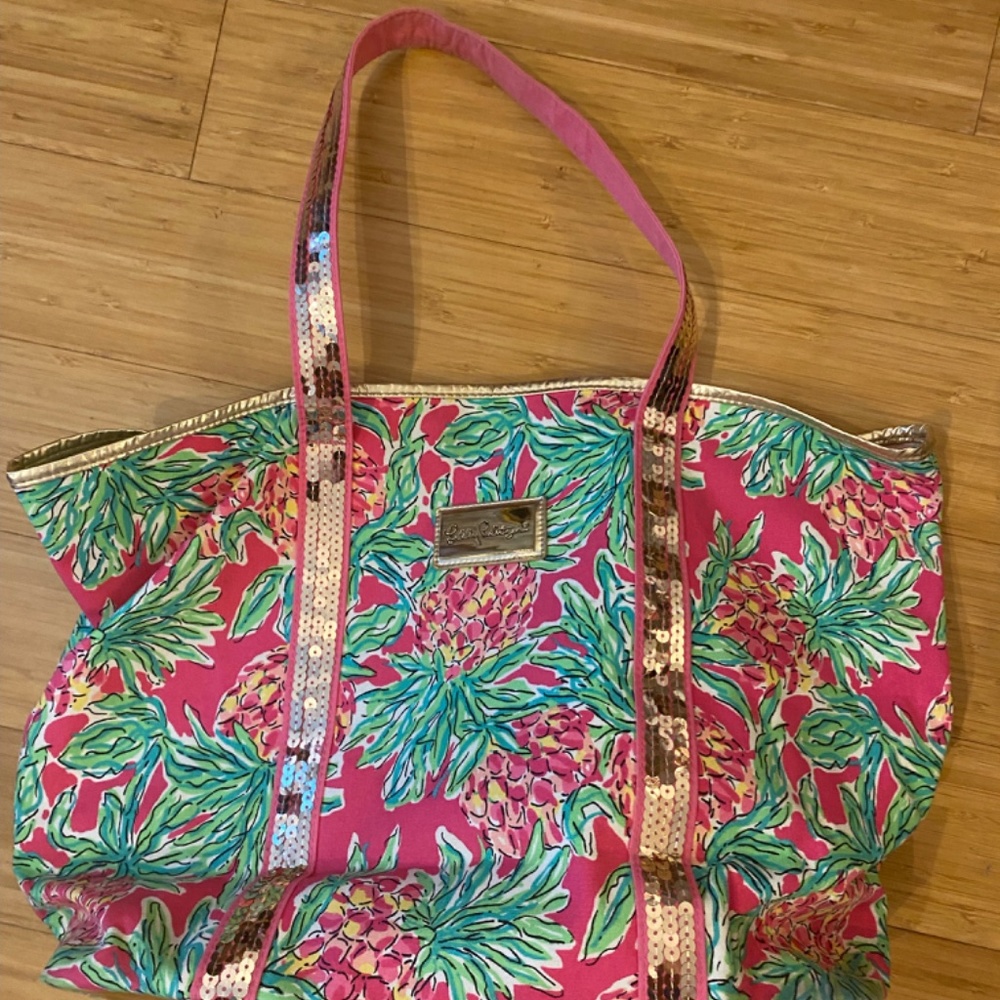 Lilly Pulitzer Spike the Punch Sequin Tote - Picture 2 of 9